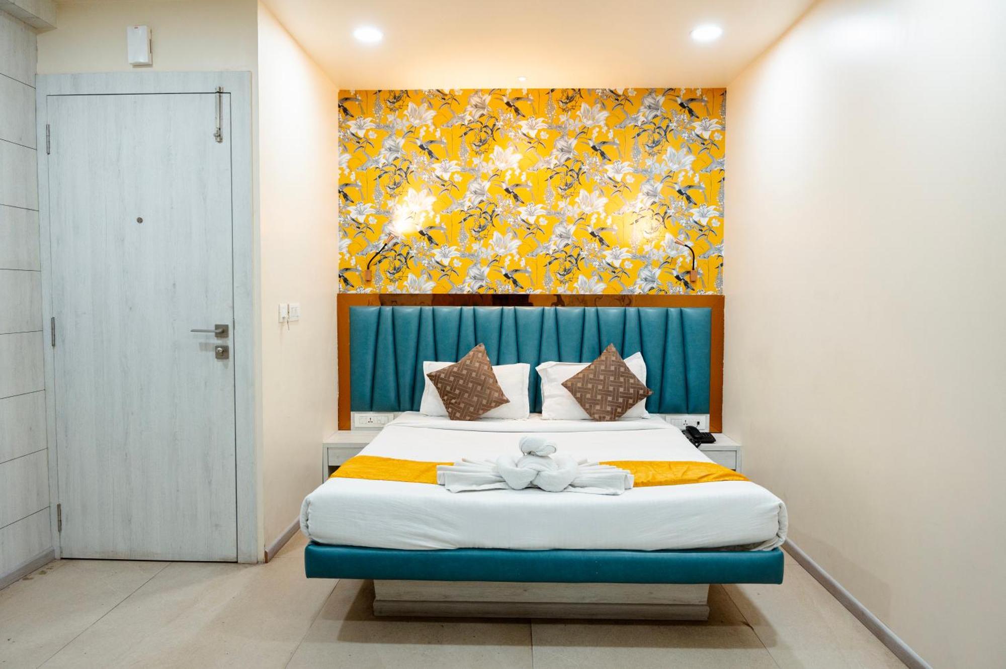 The Opus Kolkata - A Boutique Hotel Exterior photo