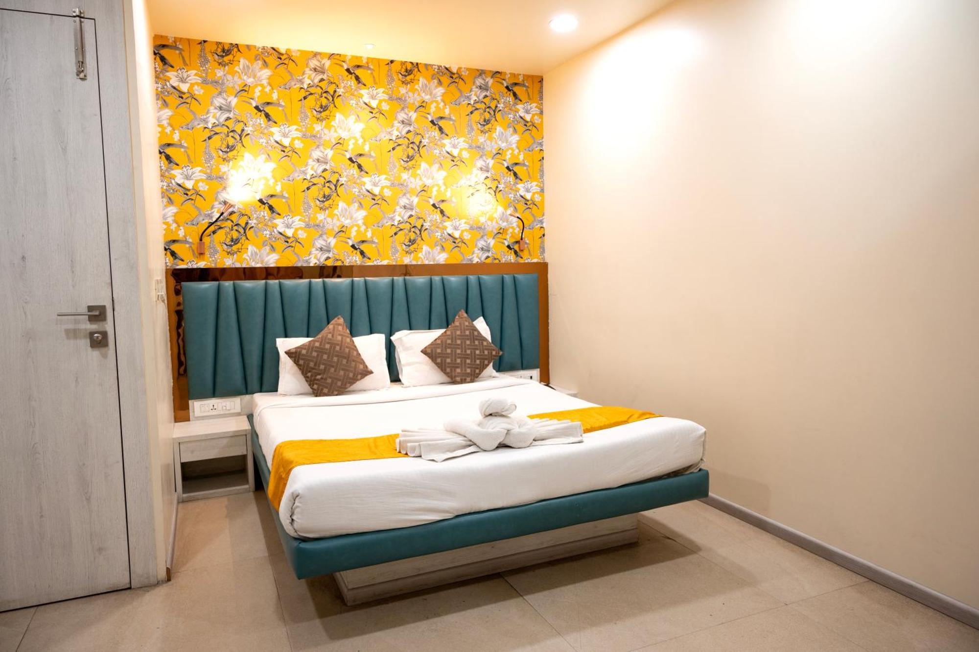 The Opus Kolkata - A Boutique Hotel Exterior photo