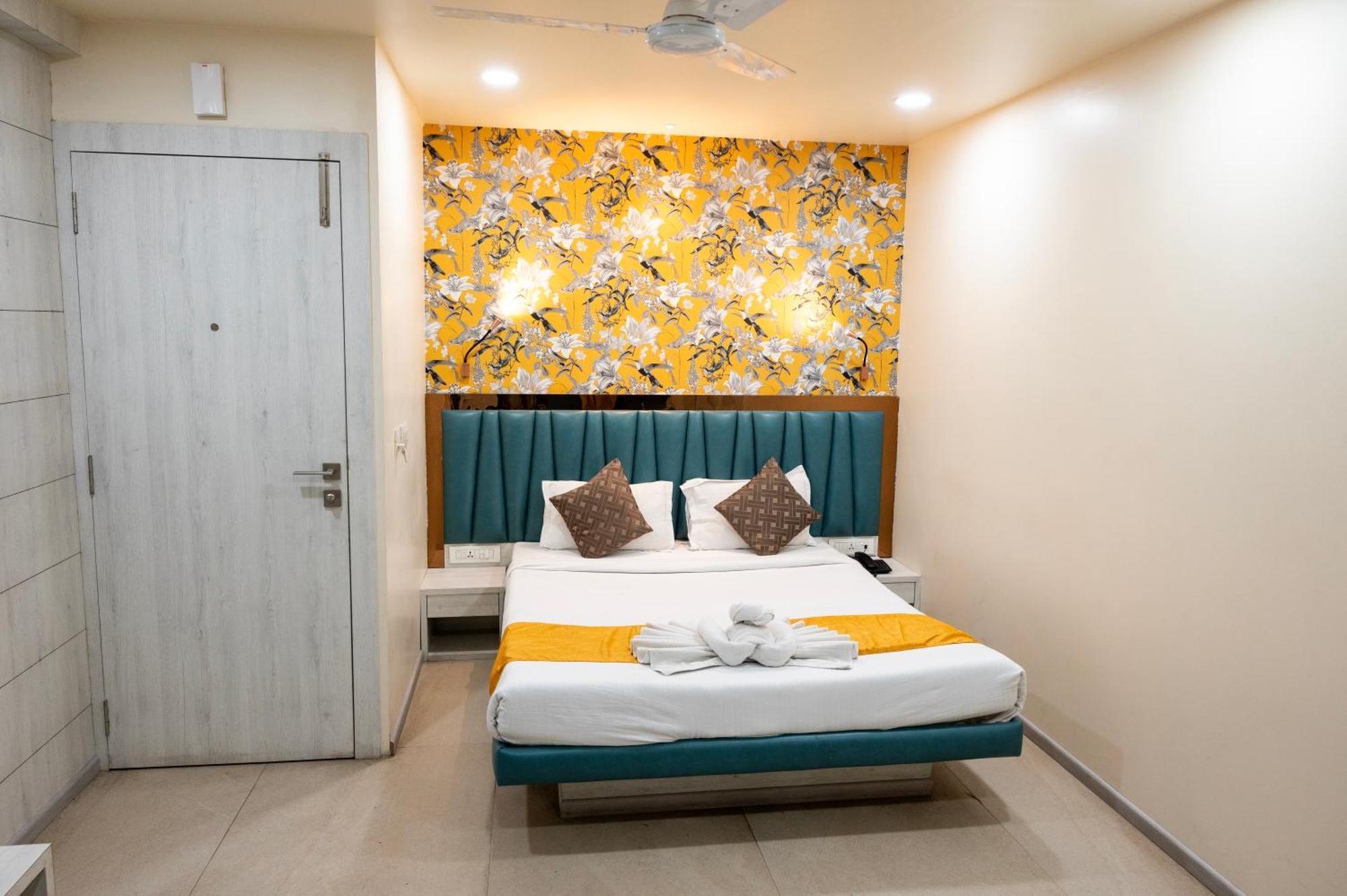 The Opus Kolkata - A Boutique Hotel Exterior photo