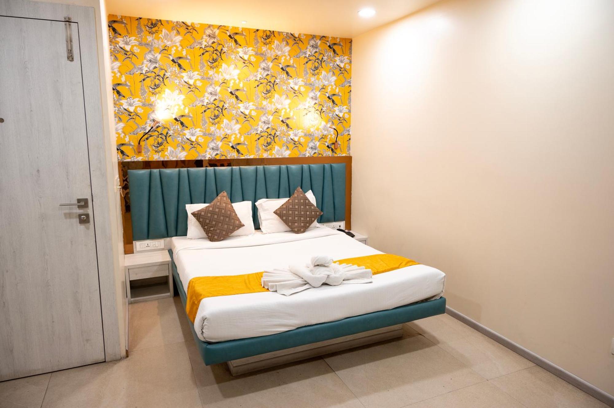 The Opus Kolkata - A Boutique Hotel Exterior photo