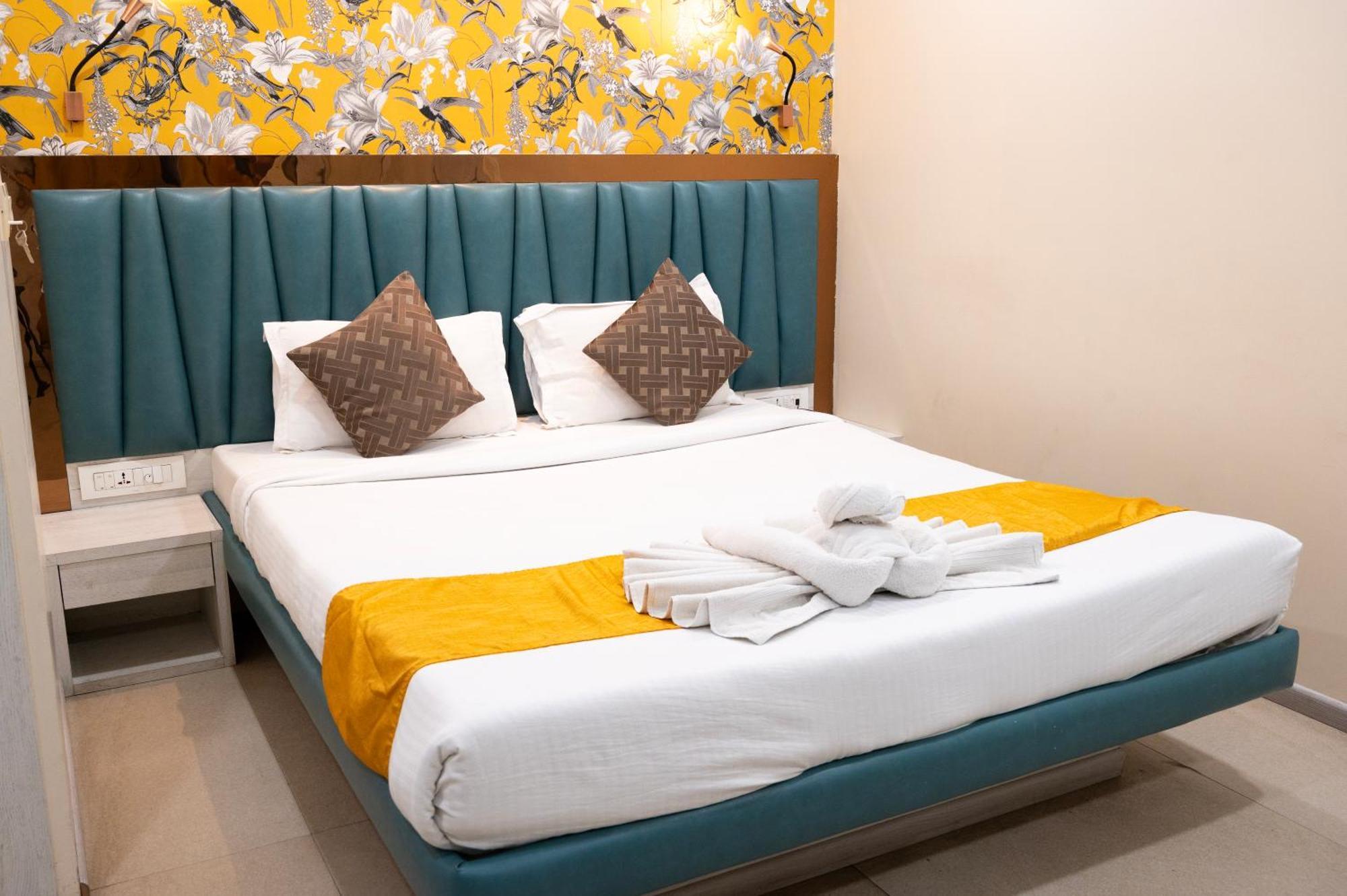 The Opus Kolkata - A Boutique Hotel Exterior photo